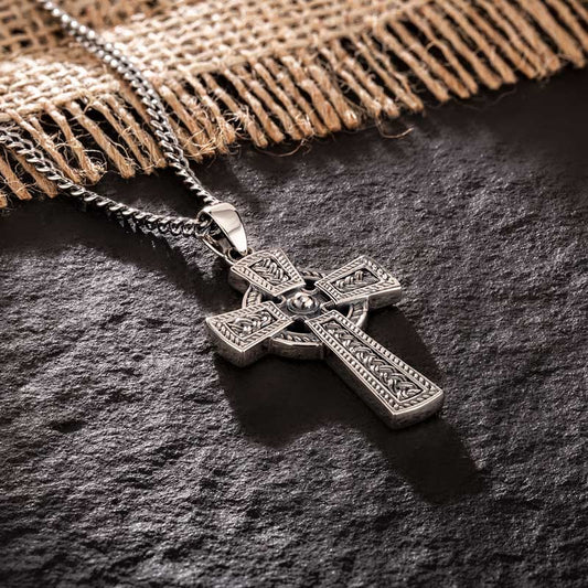 The Celtic Cross – A Symbol of Faith, Heritage, and Eternity