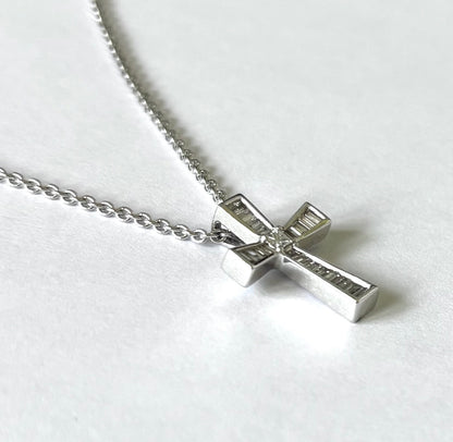 18ct White Gold Diamond Cross Pendant